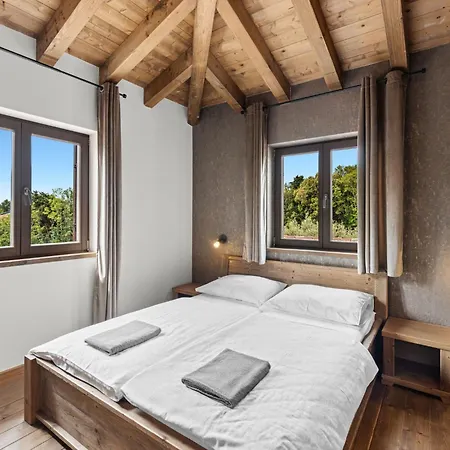 Leonardo By Interhome *