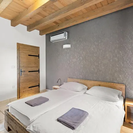 Vakantiehuis Leonardo By Interhome