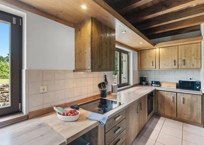 Leonardo By Interhome * Juršići