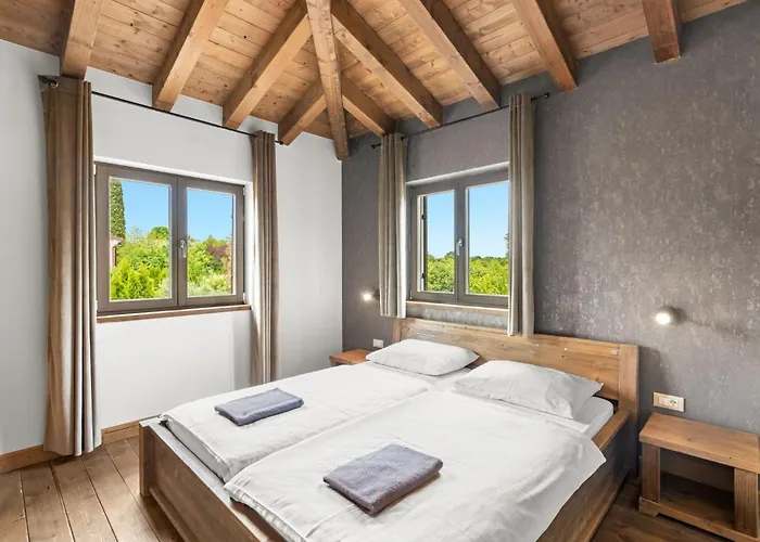 Leonardo By Interhome 펜션 Juršići