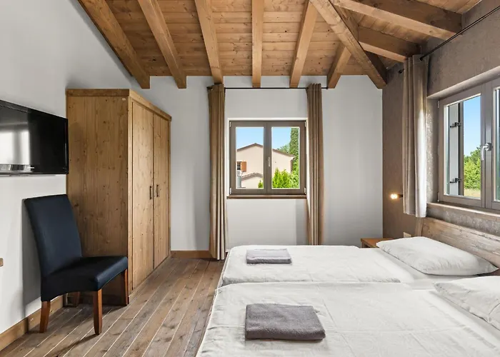 Leonardo By Interhome *