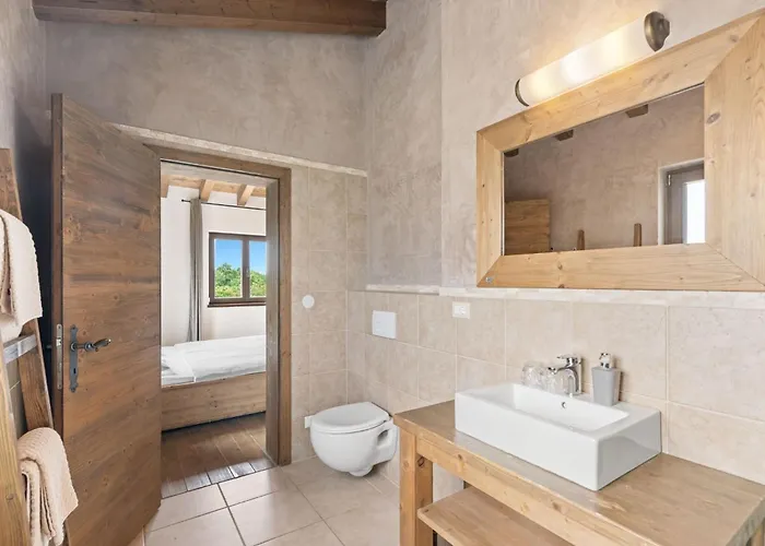 Leonardo By Interhome Jursici